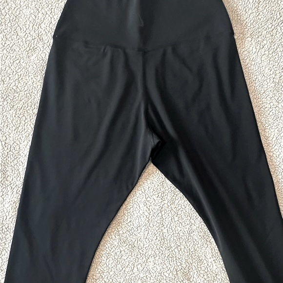 Nike Dri-Fit Legging - Picture 2 of 2